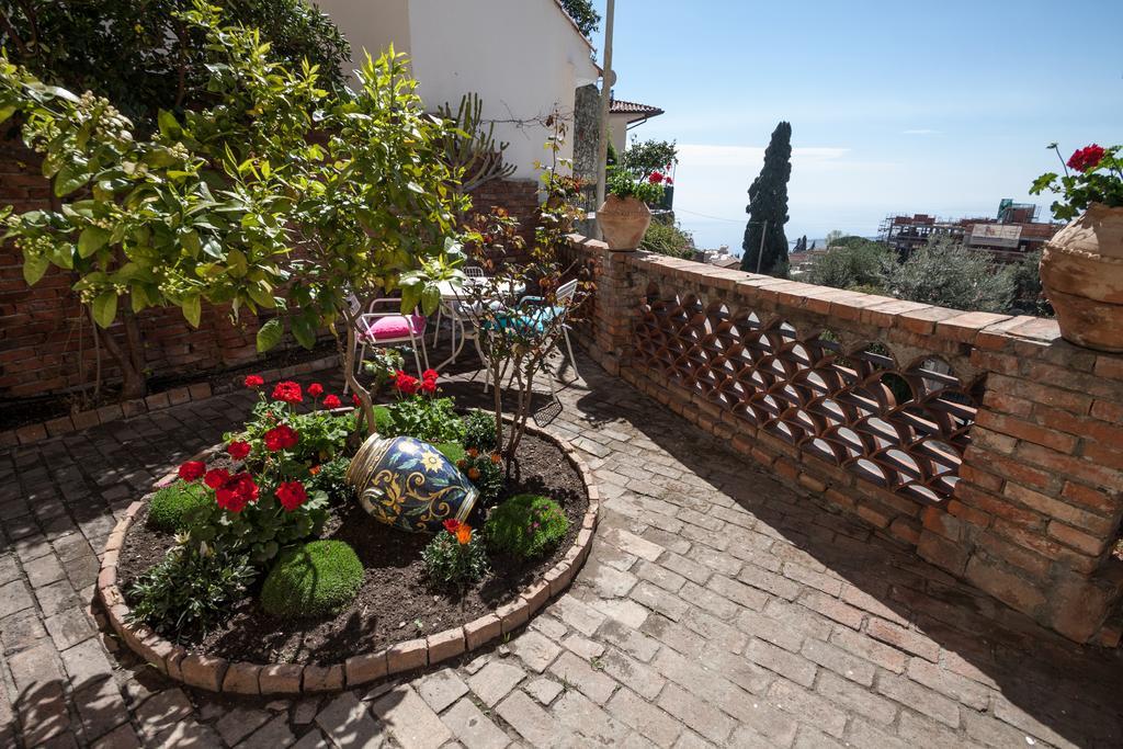 Villa Giannina B&B Taormina Exterior photo